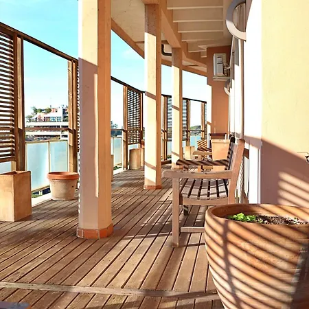 Luxury And Wellness Penthouse With Jacuzzi & Sauna Appartement *