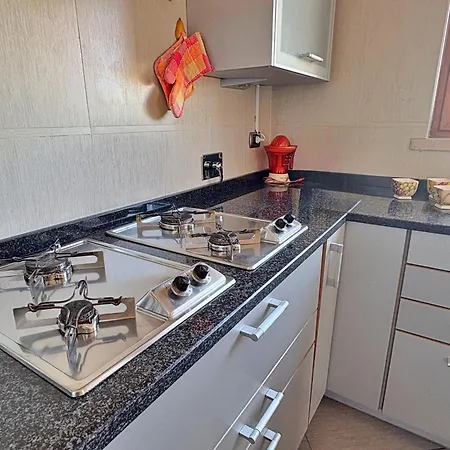 Appartement Luxury And Wellness Penthouse With Jacuzzi & Sauna *