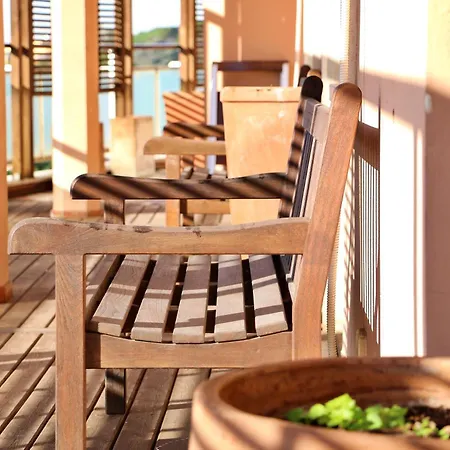 Luxury And Wellness Penthouse With Jacuzzi & Sauna